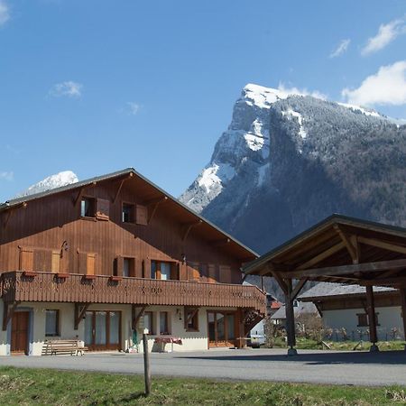 Particulier Loue 2 Appartements Communicants Dans Chalet A Samoens Jusqu A 16 Couchages Samoëns Extérieur photo