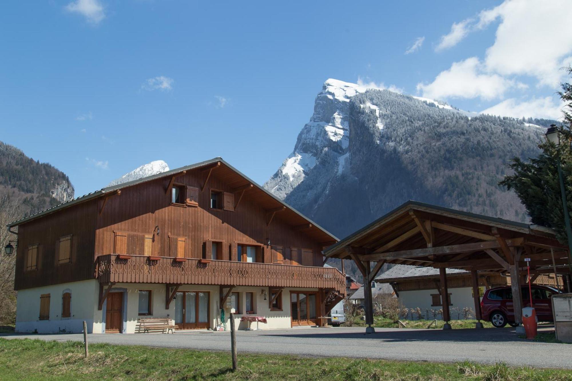 Particulier Loue 2 Appartements Communicants Dans Chalet A Samoens Jusqu A 16 Couchages Samoëns Extérieur photo