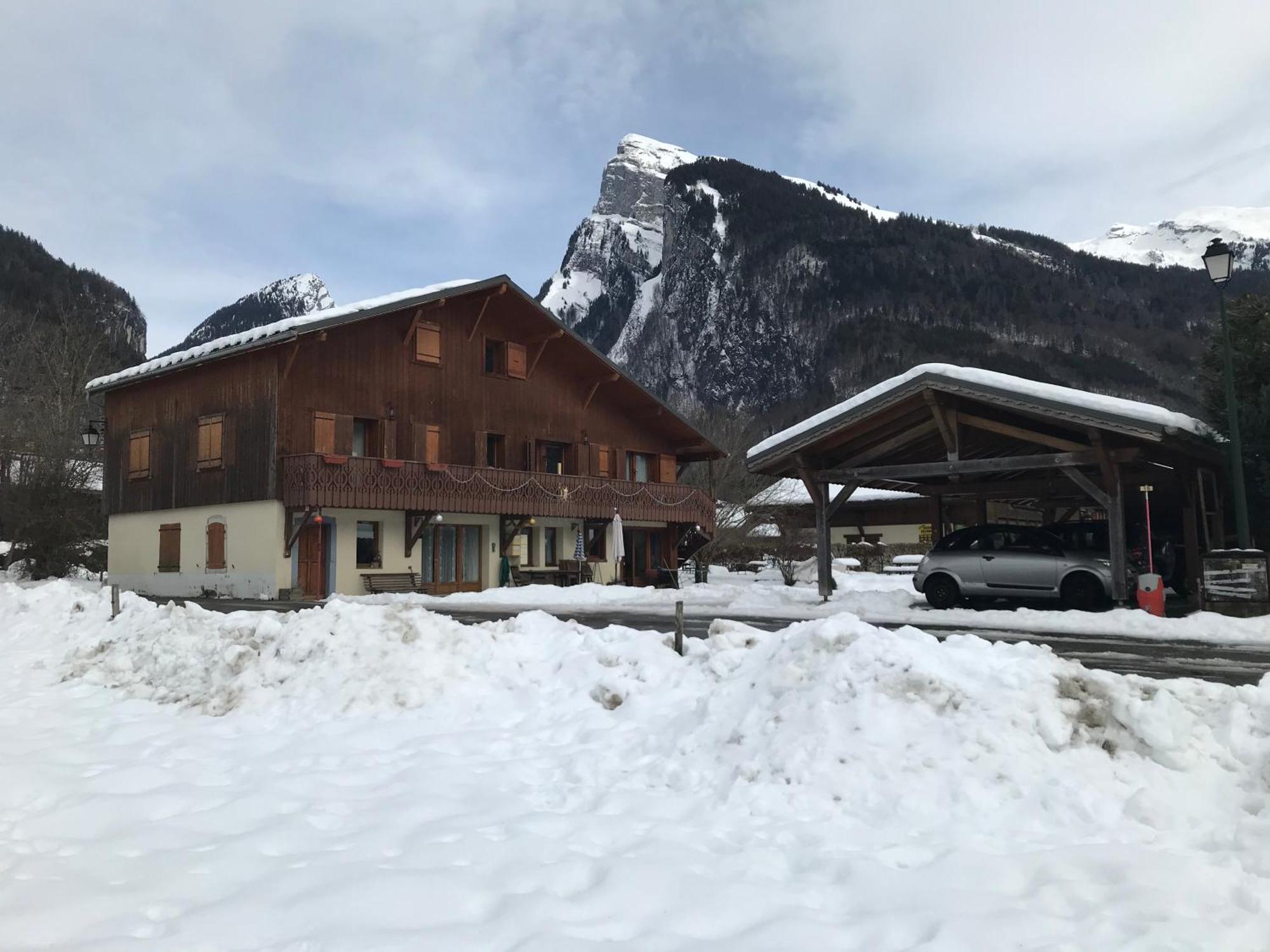 Particulier Loue 2 Appartements Communicants Dans Chalet A Samoens Jusqu A 16 Couchages Samoëns Extérieur photo